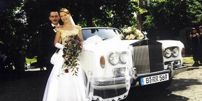 Hochzeitsauto-Vermietung - Berlin - Hochzeitspaar Werner 2003 - Rolls Royce Silver Shadow von RollsRoyce-Vermietung.de