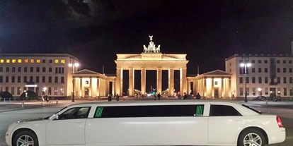 Hochzeitsauto-Vermietung - Berlin - weiße CHRYSLER 300 c Stretchlimousine