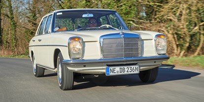 Hochzeitsauto-Vermietung - Köln, Bonn, Eifel ... - Mercedes 230 "Strichacht" - Mercedes 230 "Strichacht" & Mercedes 560 SEL (W126)