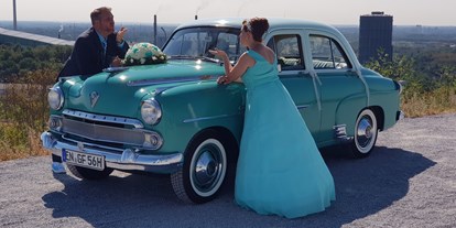 Hochzeitsauto-Vermietung - Farbe: Grün - Nordrhein-Westfalen - Bochum 2018  - Vauxhall Cresta E  von 1955 Oldtimer-hochzeitsfahrten-nrw.de