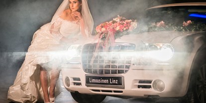 Hochzeitsauto-Vermietung - Marke: Chrysler - Stretchlimousine Deluxe Linz