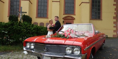 Hochzeitsauto-Vermietung - Bayern - Romantisches US Cabriolet als Hochzeitsauto - Buick Skylark Cabrio von bluesmobile4you