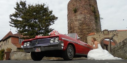 Hochzeitsauto-Vermietung - Einzugsgebiet: international - Bayern - Romantisches US Cabriolet als Hochzeitsauto - Buick Skylark Cabrio von bluesmobile4you