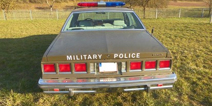 Hochzeitsauto-Vermietung - Farbe: Schwarz - Bayern - Chevy Caprice Military Police Car von bluesmobile4you - Chevy Caprice  Military Police Car von bluesmobile4you
