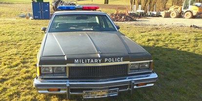 Hochzeitsauto-Vermietung - Marke: Chevrolet - Bayern - Chevy Caprice Military Police Car von bluesmobile4you - Chevy Caprice  Military Police Car von bluesmobile4you