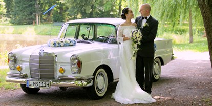 Hochzeitsauto-Vermietung - Marke: Mercedes Benz - Sachsen - Mercedes Benz W111 von Leipzig-Oldtimer.de - Hochzeitsautos mit Chauffeur