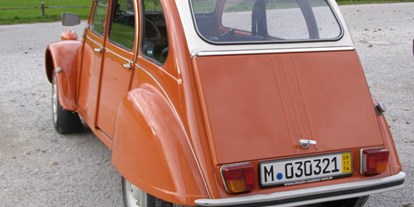 Hochzeitsauto-Vermietung - Versicherung: Haftpflicht - Bayern - Citroen 2 CV6 von Classic Roadster München