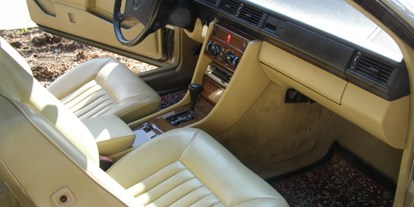 Hochzeitsauto-Vermietung - Einzugsgebiet: international - Bayern - Mercedes Benz 300 CE