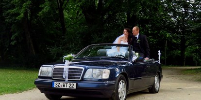 Hochzeitsauto-Vermietung - Art des Fahrzeugs: Oldtimer - Mercedes-Benz E 220 Cabriolet von THULKE classic