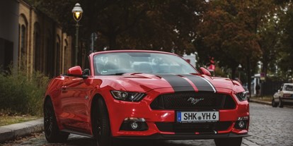 Hochzeitsauto-Vermietung - Versicherung: Vollkasko - Bayern - yellowhummer Ford Mustang GT 