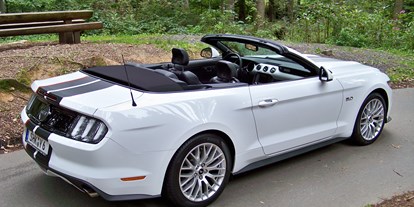 Hochzeitsauto-Vermietung - Marke: Ford - yellowhummer Ford Mustang GT 