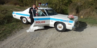Hochzeitsauto-Vermietung - Shuttle Service - Bayern - Dodge Monaco Chicago Police Car von bluesmobile4you - Dodge Monaco Chicago Police Car von bluesmobile4you