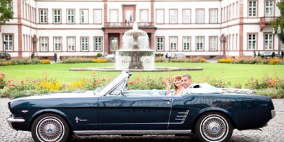Hochzeitsauto-Vermietung - Art des Fahrzeugs: US-Car - Bayern - Ford Mustang Cabrio 