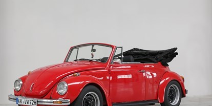 Hochzeitsauto-Vermietung - Antrieb: Benzin - Nordrhein-Westfalen - Käfer Cabrio aus dem Jahr 1972 in rot - Oldie- Classics