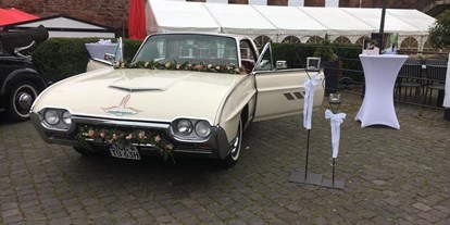 Hochzeitsauto-Vermietung - Art des Fahrzeugs: Oldtimer - Nordrhein-Westfalen - Ford Thunderbird 1963