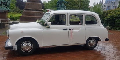 Hochzeitsauto-Vermietung - Tiere erlaubt - London Taxi Oldtimer