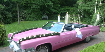 Hochzeitsauto-Vermietung - Lüneburger Heide - Pink Cadillac Cabrio 1969