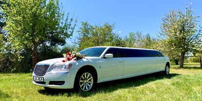 Hochzeitsauto-Vermietung - Marke: Chrysler - weiße CHRYSLER 300 c Stretchlimousine