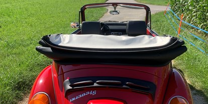 Hochzeitsauto-Vermietung - Art des Fahrzeugs: Oldtimer - Auch mit Chauffeur buchbar - VW Käfer Cabriolet rot