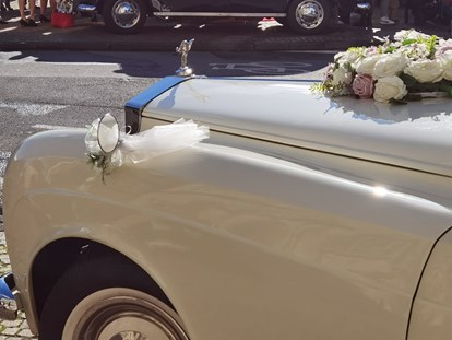 Hochzeitsauto-Vermietung - Nordrhein-Westfalen - Weisser Rolls Royce Silver Cloud