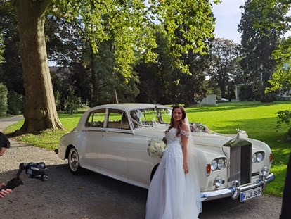 Hochzeitsauto-Vermietung - Nordrhein-Westfalen - Weisser Rolls Royce Silver Cloud
