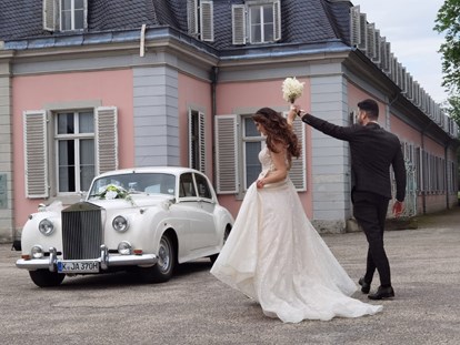 Hochzeitsauto-Vermietung - Antrieb: Benzin - Weisser Rolls Royce Silver Cloud