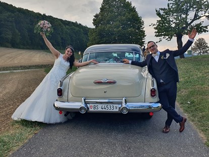 Hochzeitsauto-Vermietung - Versicherung: Teilkasko - Die Freude und der Dank ist gross!  - Buick Super Eight