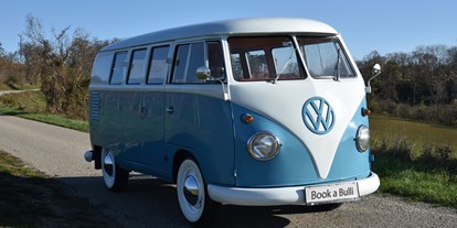 Hochzeitsauto-Vermietung - Tiere erlaubt - VW Bus T1 von Book a Bulli.com