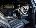 Hochzeitsauto: Chauffeur driven Mercedes S-class long in Carinthia - Mercedes S-Class Long von Carinthia Transfers & Limousine Service 
