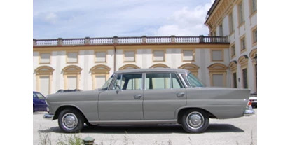 Hochzeitsauto-Vermietung - Bayern - Mercedes Benz 230 Heckflosse von Classic Roadster München
