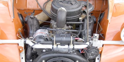 Hochzeitsauto-Vermietung - Bayern - Citroen 2 CV6 von Classic Roadster München