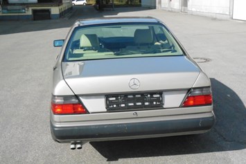 Hochzeitsauto: Mercedes Benz 300 CE