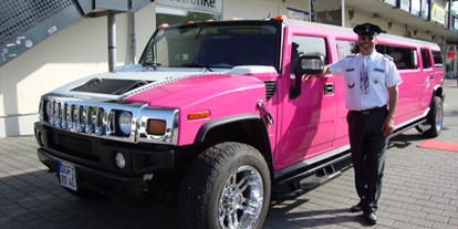 Hochzeitsauto-Vermietung - Art des Fahrzeugs: US-Car - Bayern - Hummer-Stretchlimousine in weiß-pink. - Hummer 2 -Stretchlimousine weiß - pink