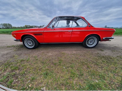 Hochzeitsauto-Vermietung - Bayern - Silhouette Fahrerseite - Bmw Oldtimer E9 3,0l CSI