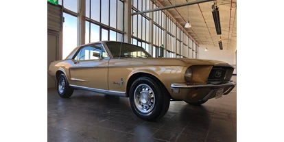 Hochzeitsauto-Vermietung - Bayern - Ford Mustang Coupè V8